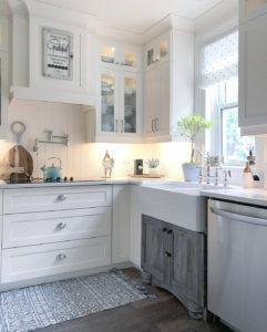 farmhouse kitchen